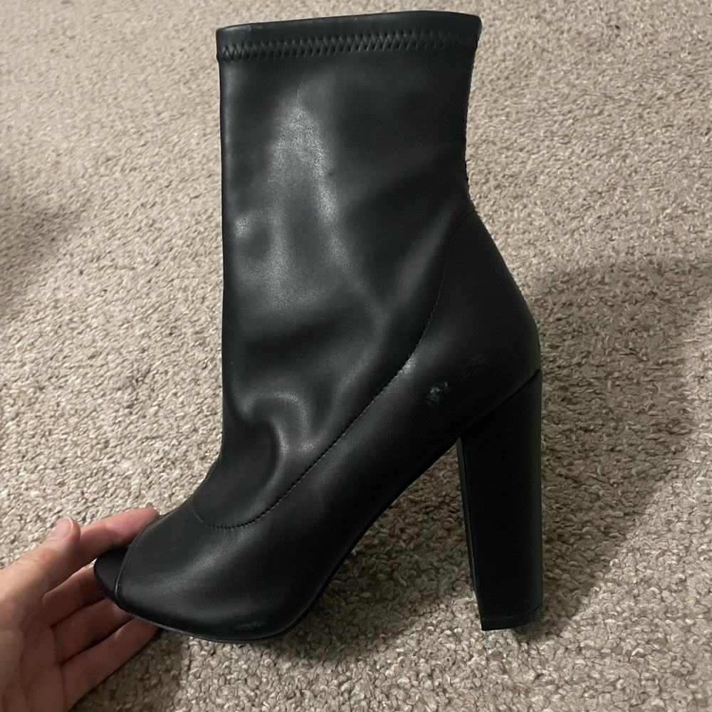 Fashion nova open toe booties